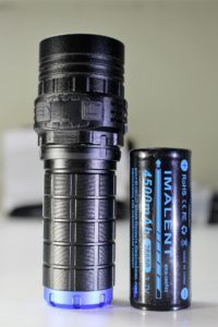 Imalent DN35 flashlight and included battery