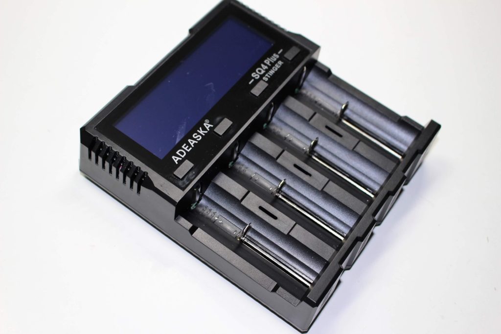 Adeaska SQ4 battery charger