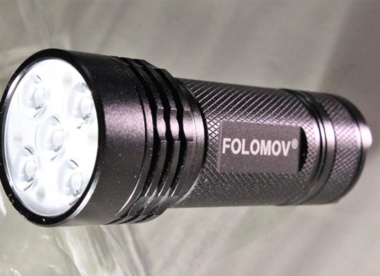 Folomov 26650S 2000 lumen Compact Flashlight Review